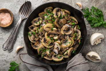 Champignons mit Petersilie
