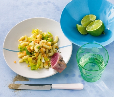 Linsen-Nudel-Salat mit Kardamom und Thunfisch