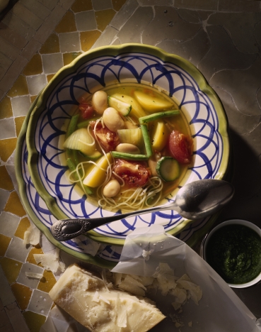 Gemüsesuppe mit Pistou